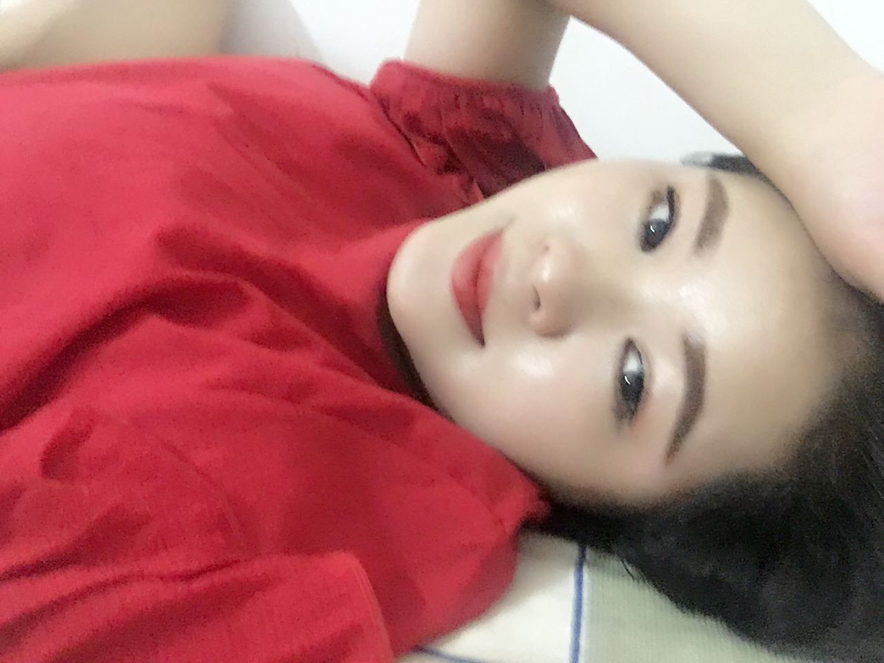 柏思_鱼之泪个人动态 - 柏思_鱼之泪直播间 - 美女