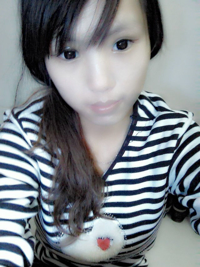 张书婷个人动态 - 张书婷直播间 - 美女视频聊天交友-六间房秀场