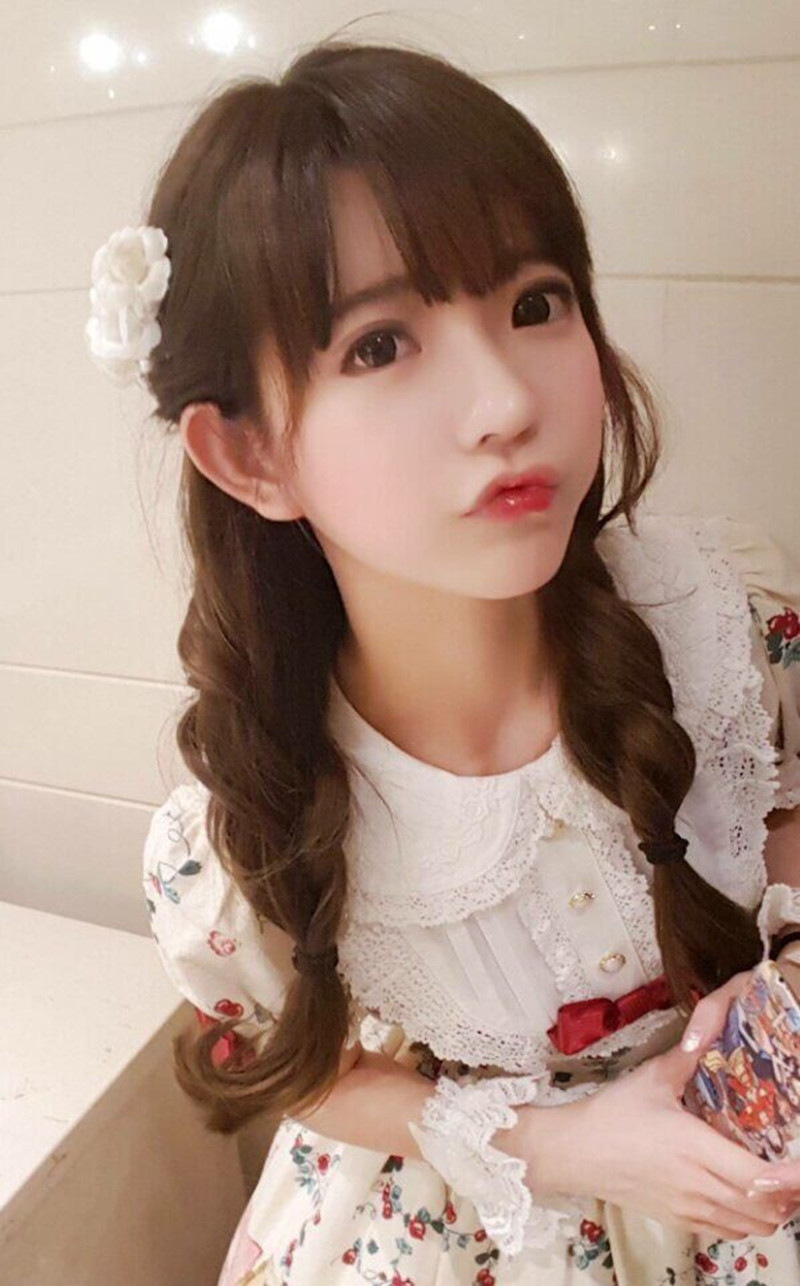 我给秀儿洗袜子个人动态 - 我给秀儿洗袜子直播间 - 美女视频聊天交友