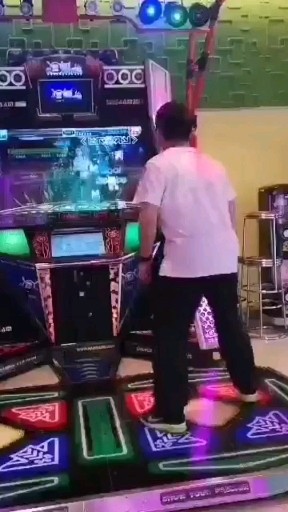 一起跳舞不了，完了腿酸酸的那种