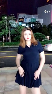 喜欢哪个小姐姐告诉我，给你号码