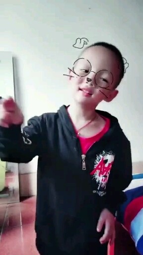 小家伙还挺萌啊