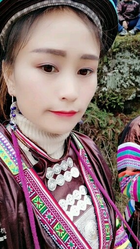 少数民族的姑娘们漂亮吗？