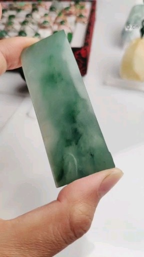 缅甸天然翡翠 精品小片料