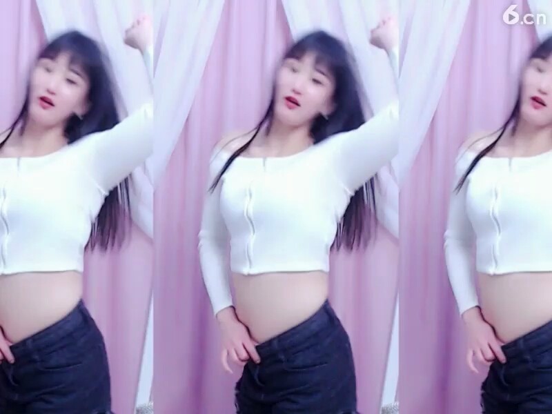 大脸猪猪元旦快乐现在跳舞了好看