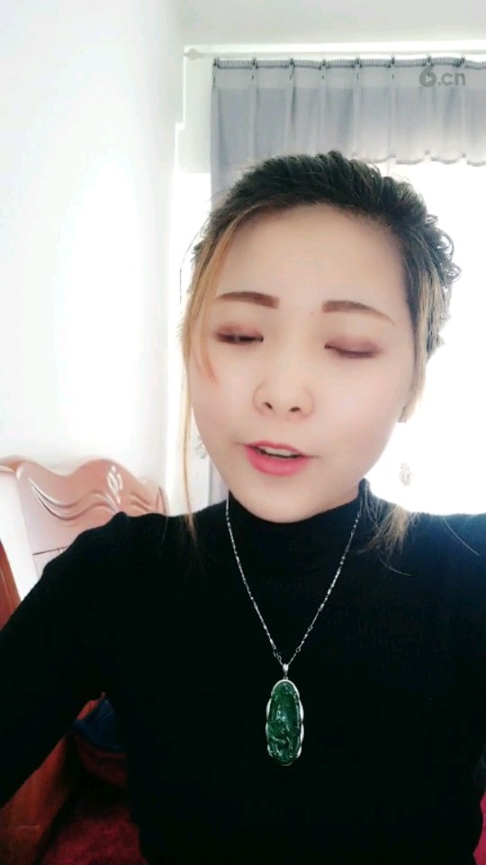 *石，翡翠原石一手货源。