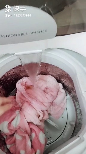 一桶水放一颗