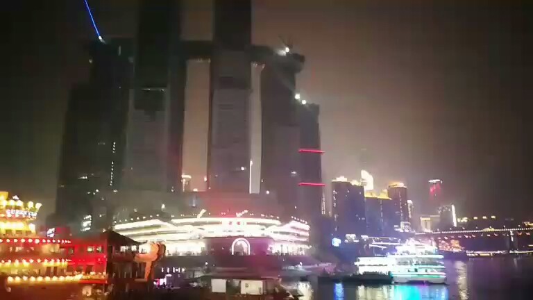 朝天门洪崖洞