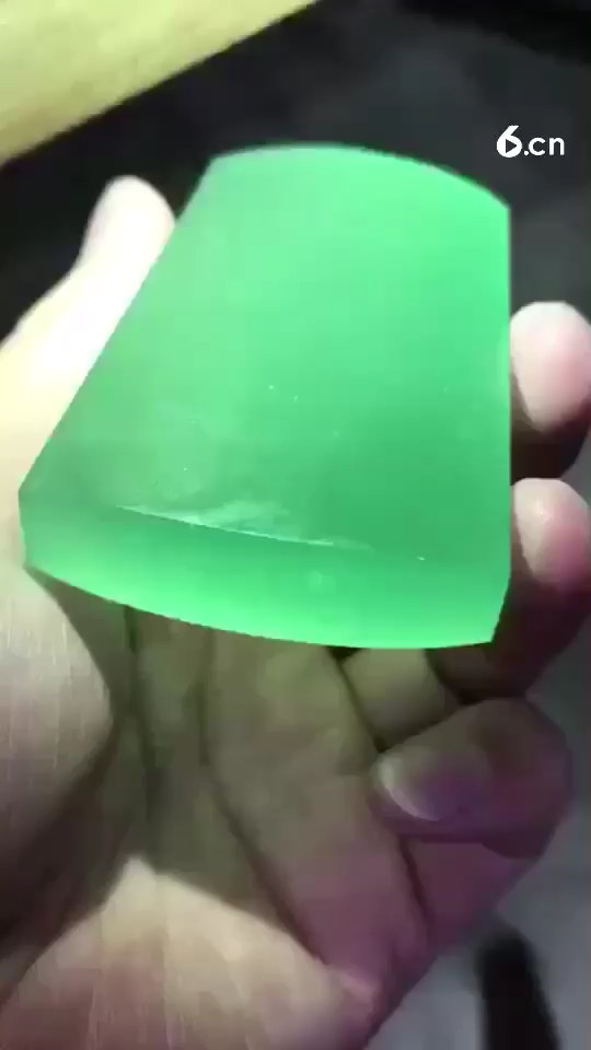 厚装冰晴偏绿精品牌子料