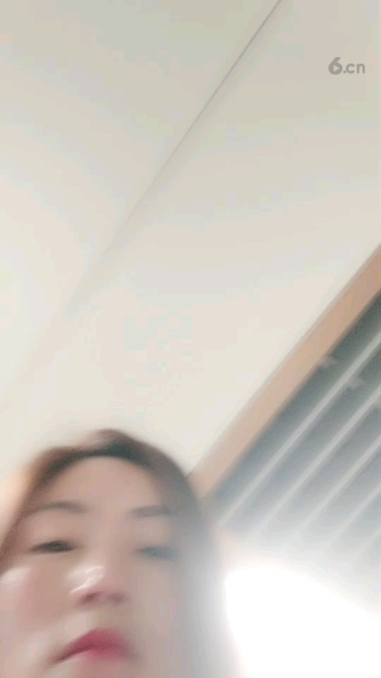 夫子庙地铁站，人很多很多，真好