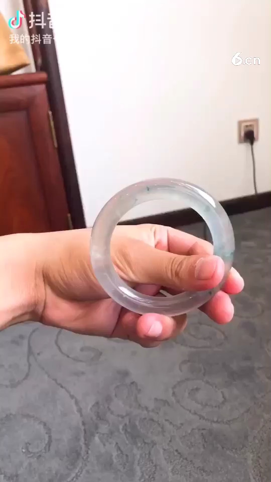 路虎极光一台