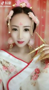 喜歡美女，雙擊帶回家