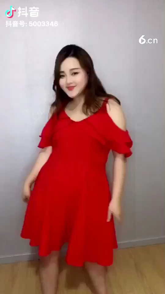 我一定是歌区最会跳舞的主播😏
