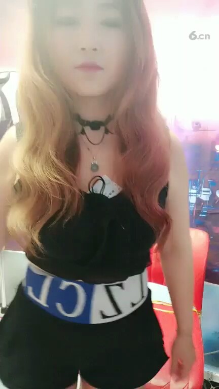 美女真美丽漂亮
