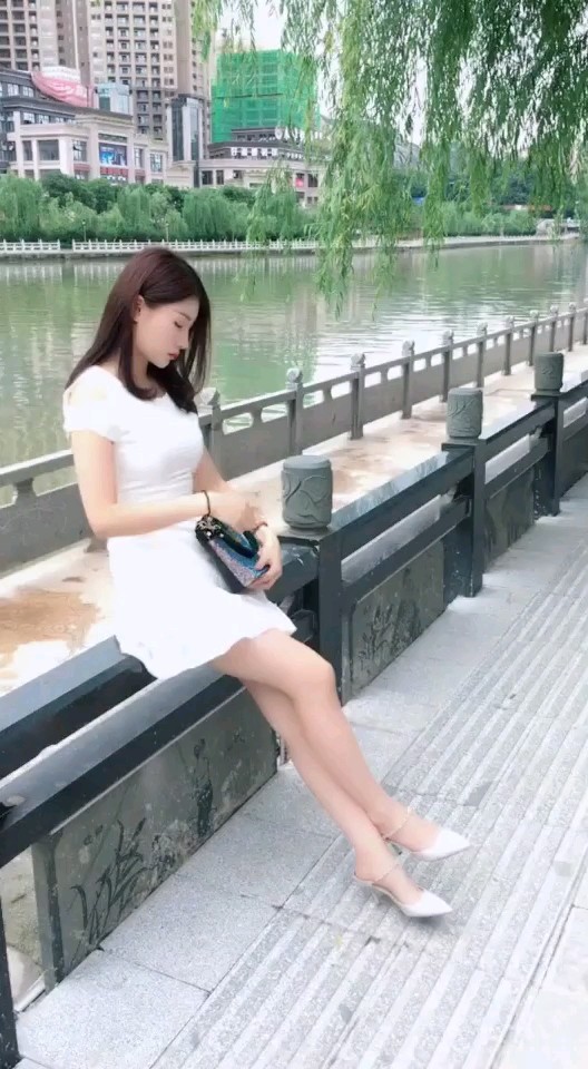 735071