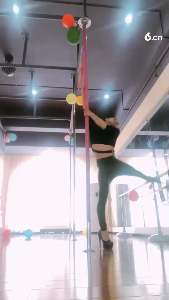 男男版钢管舞