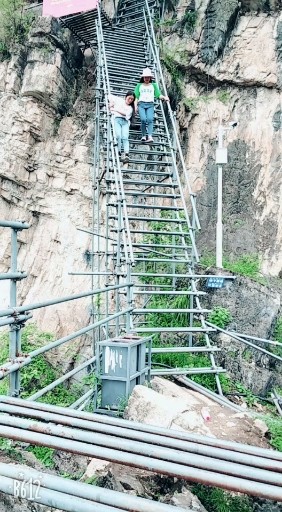 悬崖村 走一走