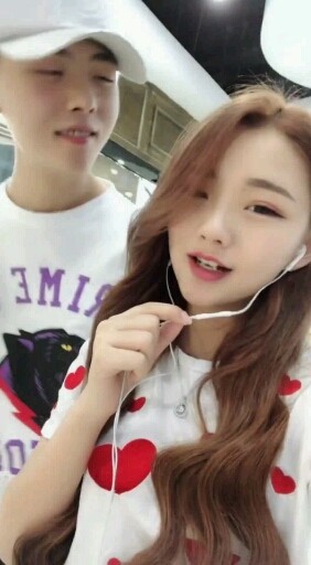 老妹耀阳新婚快乐我俩12点到