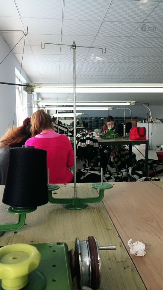 都在忙尼，没有人搭理我了咋办呀