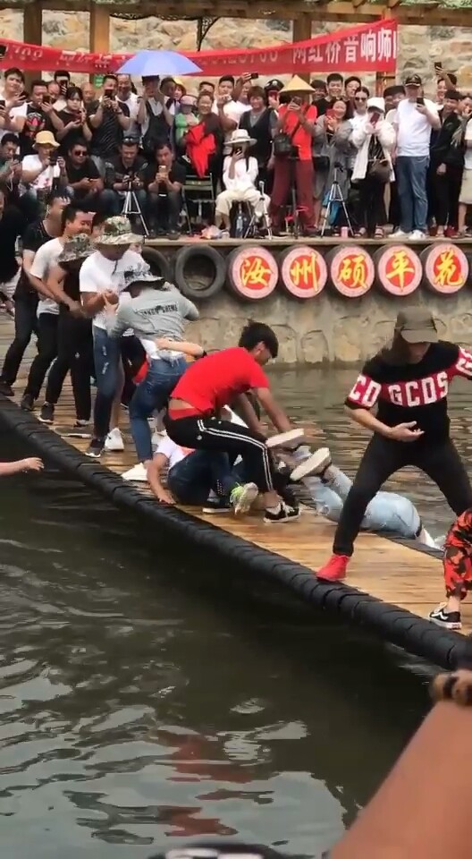 高手入云实在是高。😂