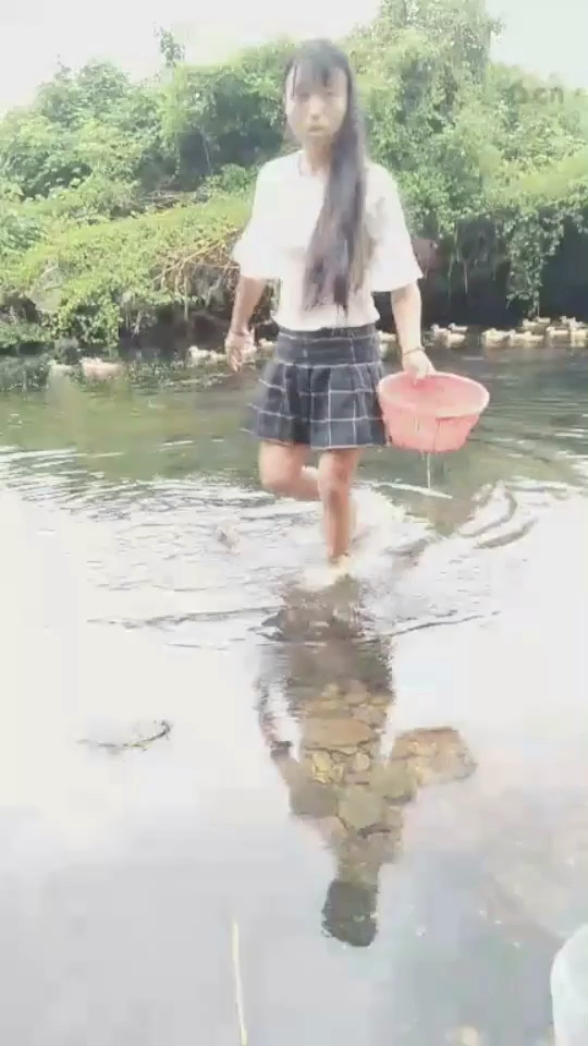 哈哈