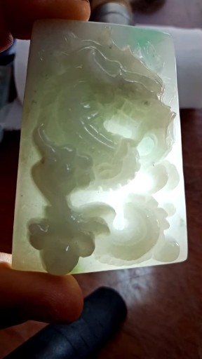 这龙牌不错，放个漏。