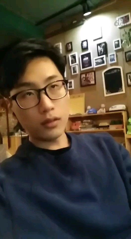 我说什么？ 是不奇怪？ ㅜㅜ