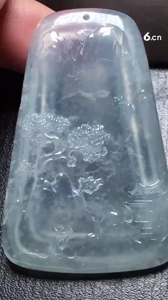高冰山水牌，种老起光，水润通透