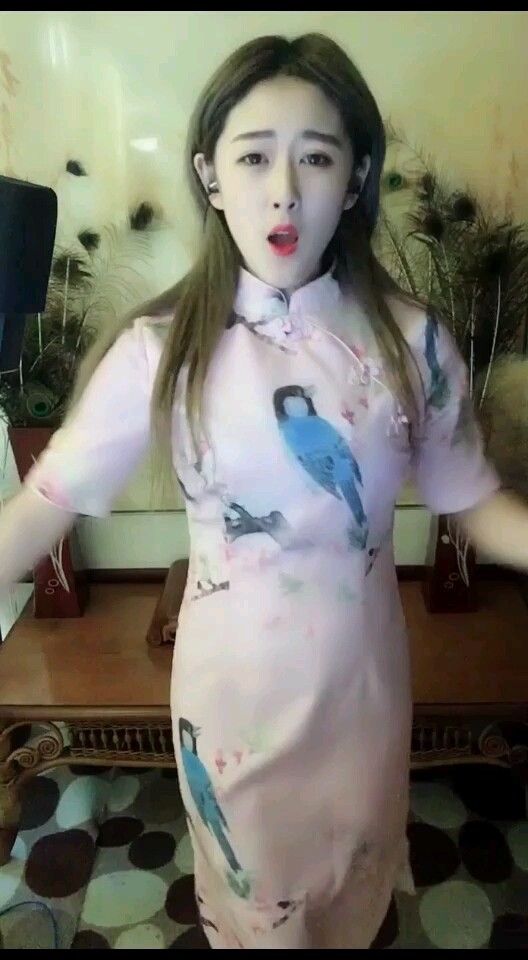 美女你好