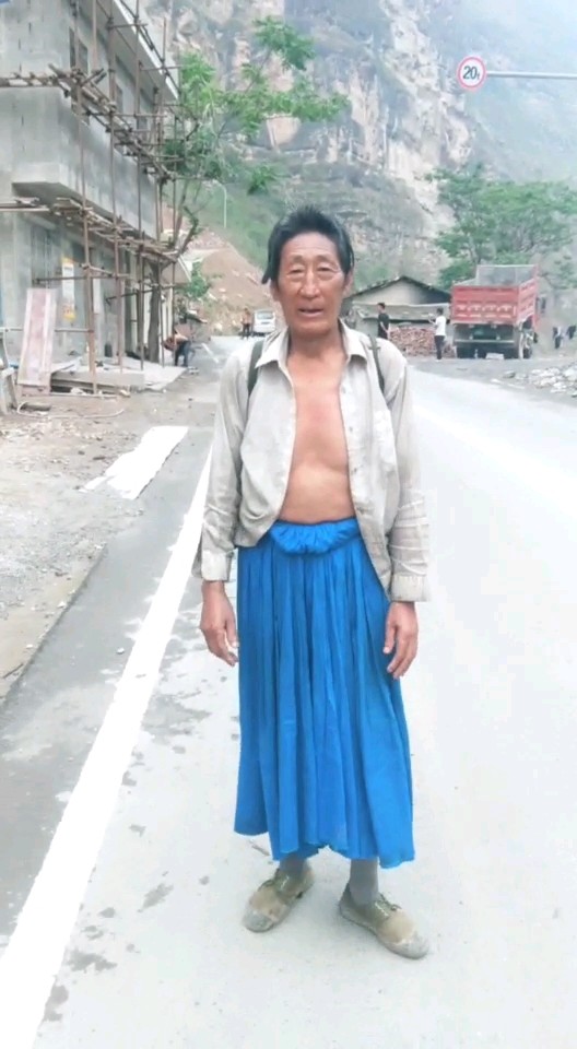 大哥不错