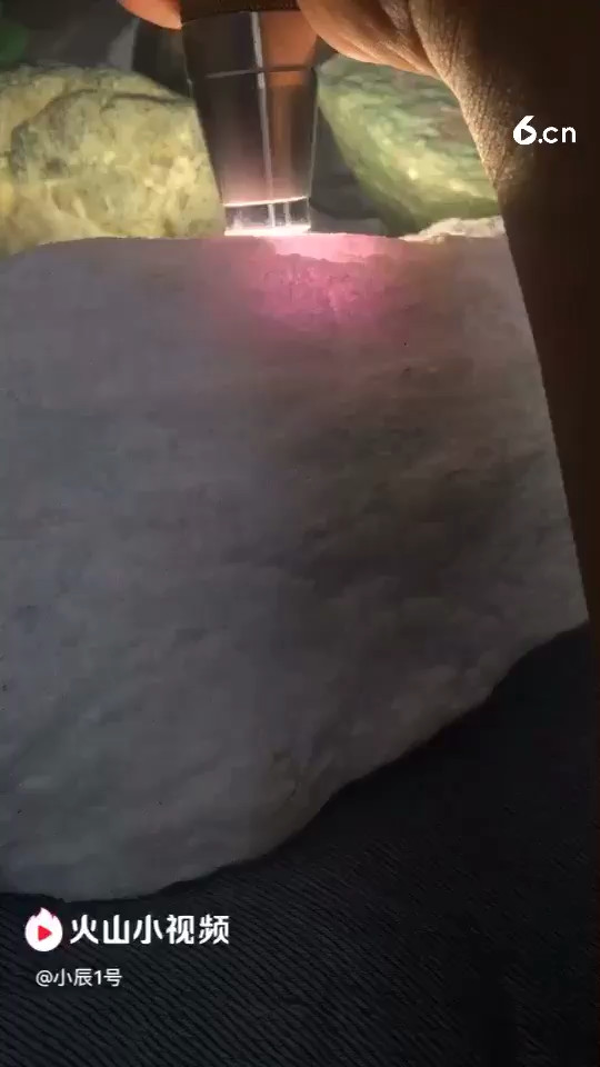 木纳，冰春料子很好，喜欢的还等