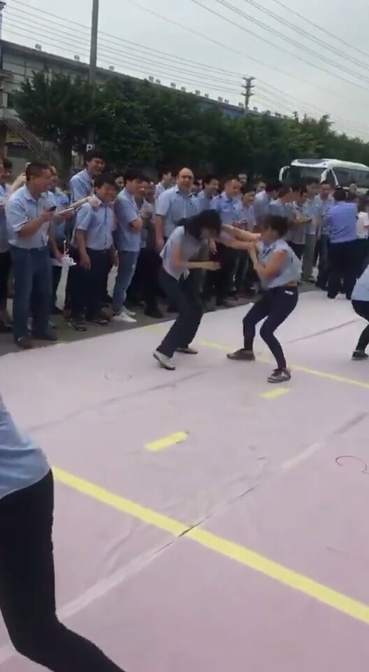 美女比武开始啦