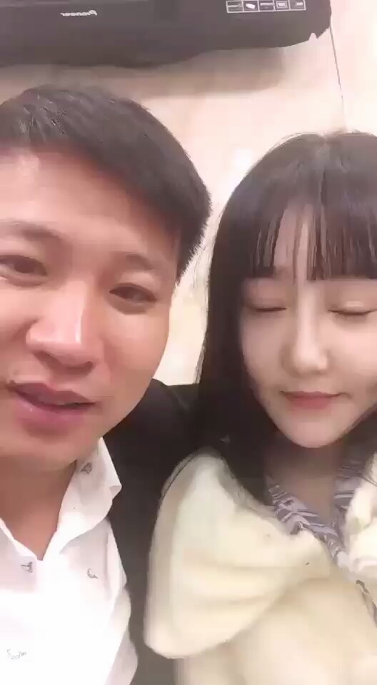 有老婆陪着就是幸福