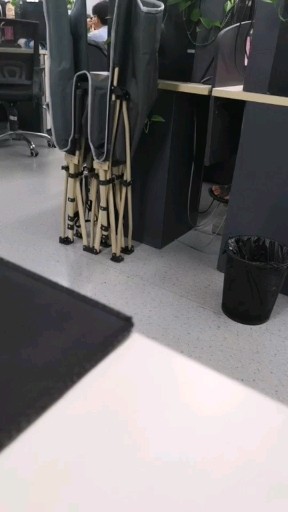 哈哈