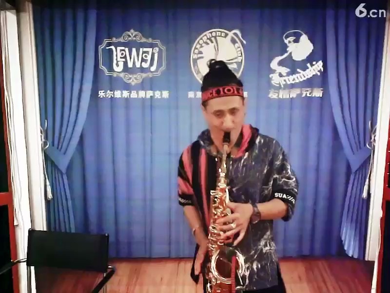 走过咖啡屋