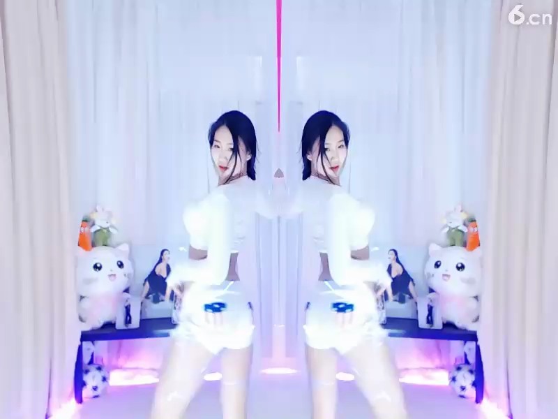 女人舞蹈