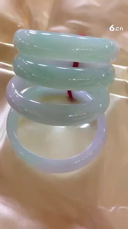 翡翠珠宝。漂亮。 喜欢的主页微