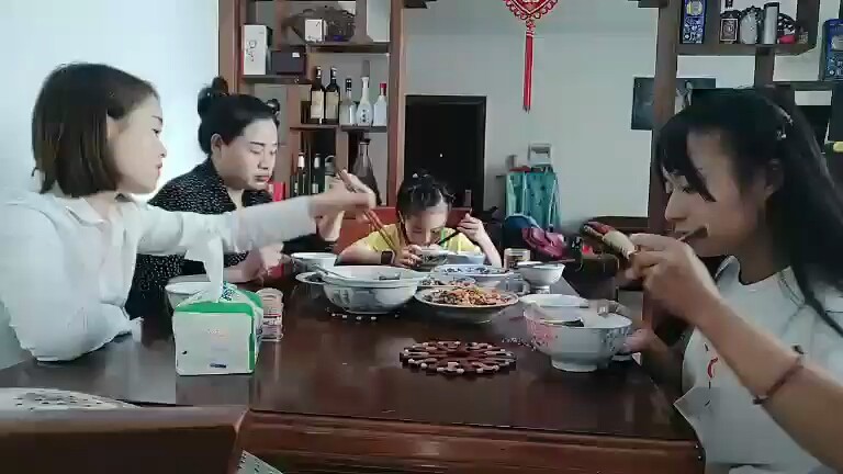 😂