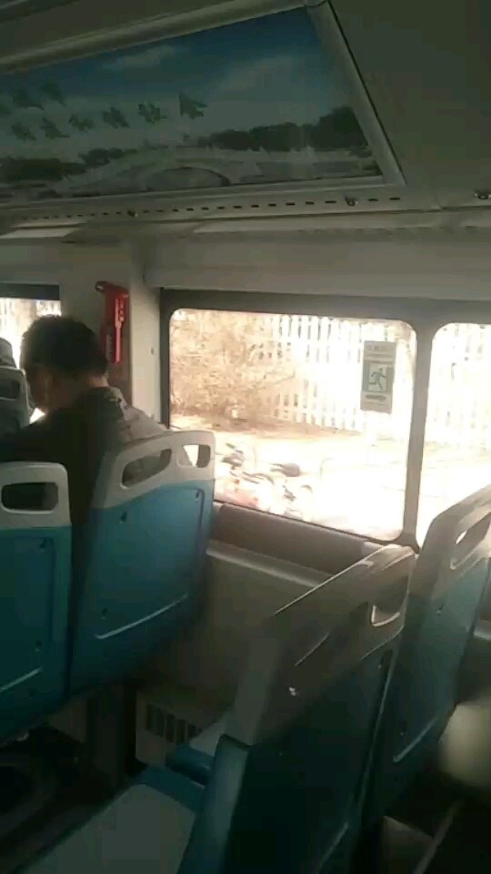 出去溜达一圈