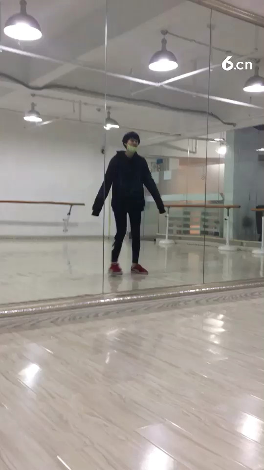 帅帅哒舞蹈老师