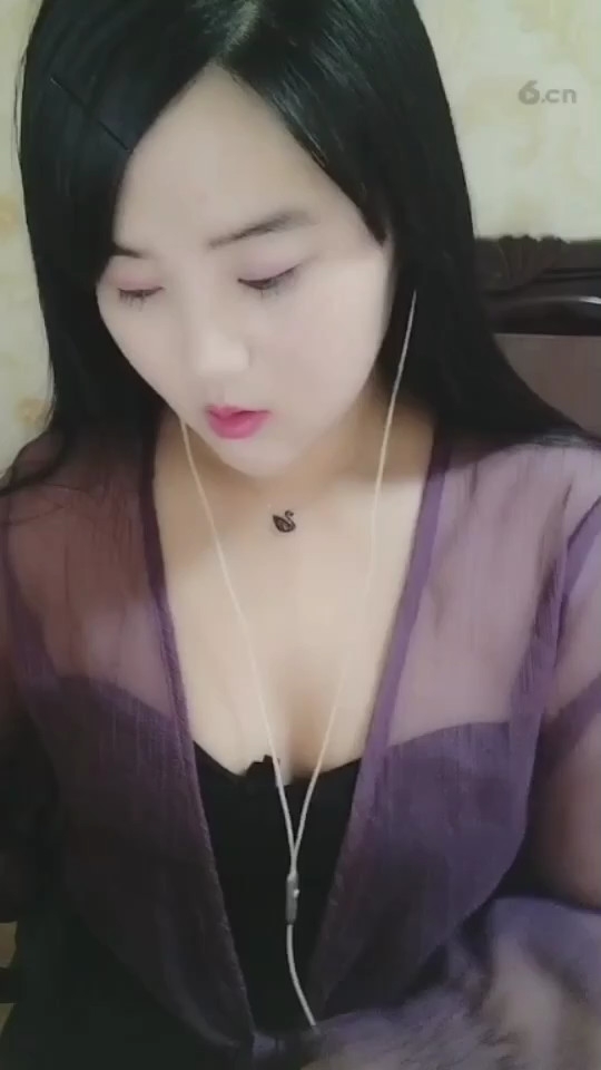 可以进去点个关注