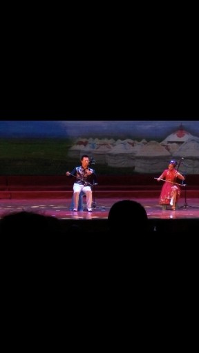 用二胡演绎人生！