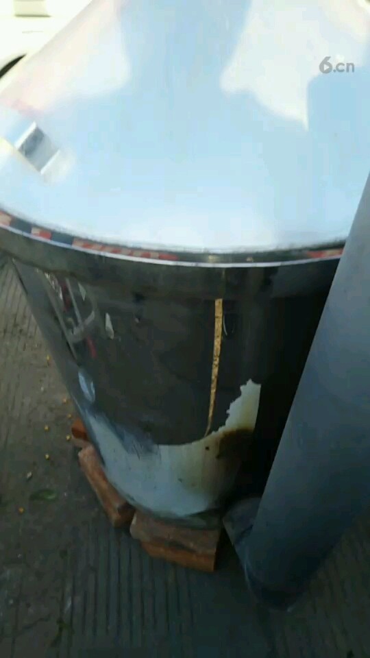 桦南早市院里现烧现卖，快来啊！