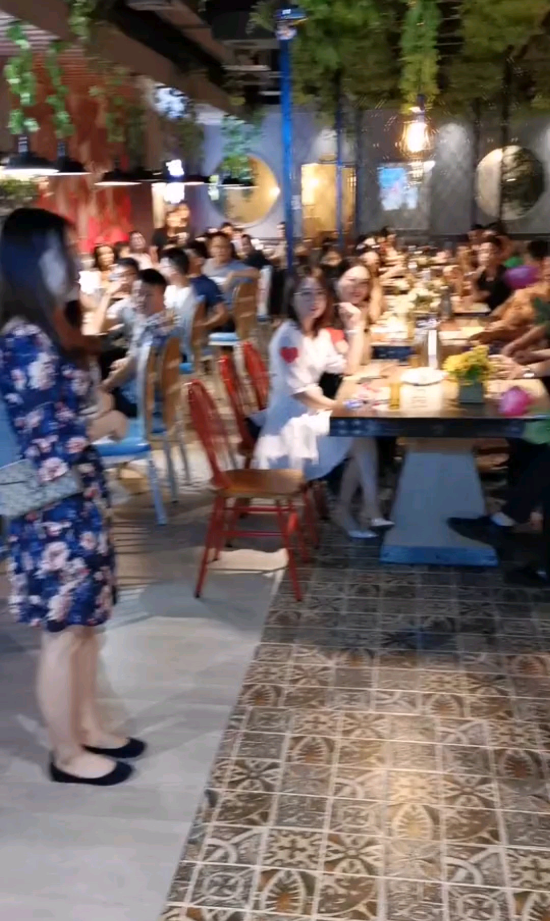 95年气质小姐姐第一次去相亲