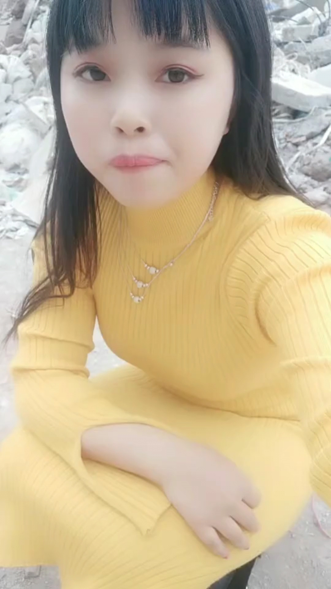 来捡垃圾了