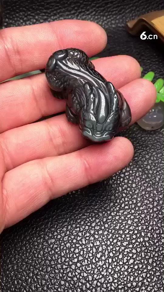极品冰彩貔貅