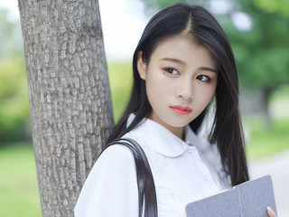 知晓w海报