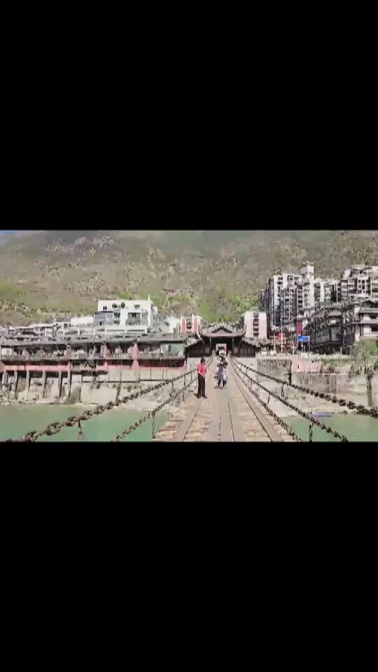 泸定桥