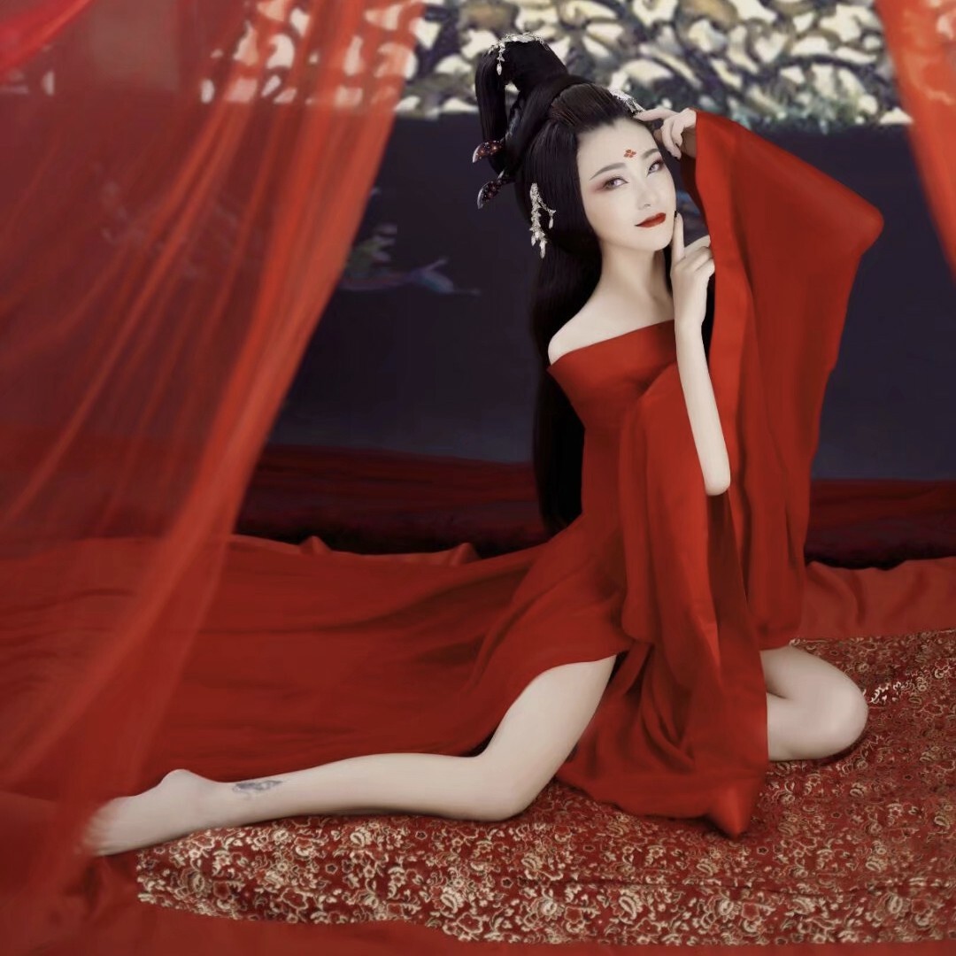 新人阿密么么哒海报