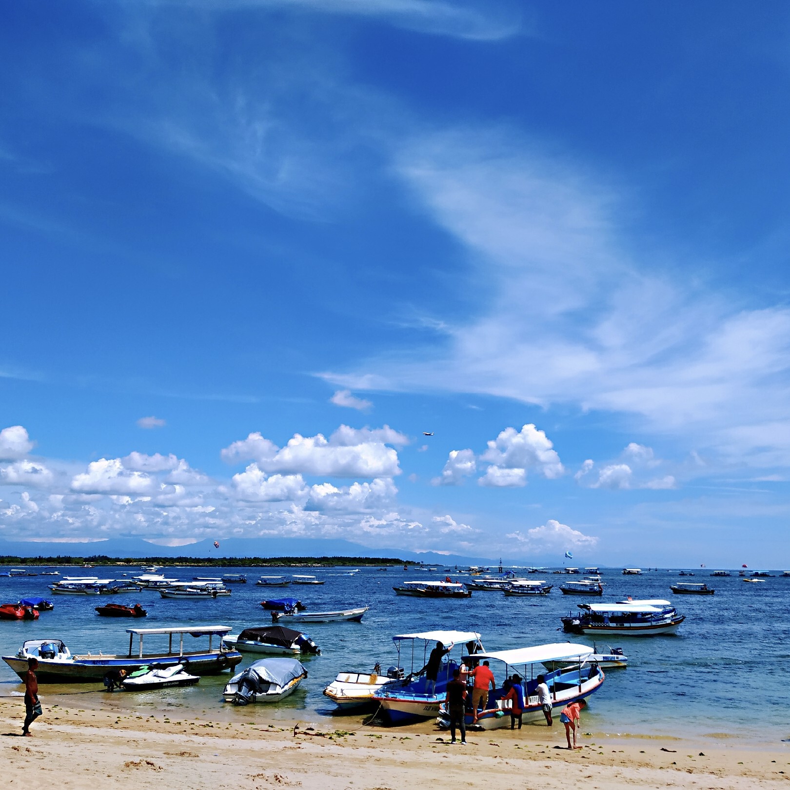 莫璃坑坑海报